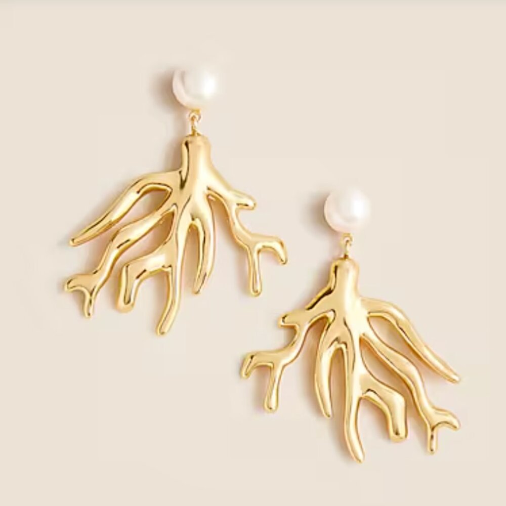 J. Crew Coral freshwater pearl stud earrings, NWT - Picture 3 of 3